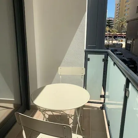 Piso Nuevo En A Pie De Playa 아파트 *