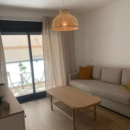 아파트 Piso Nuevo En A Pie De Playa 푸엔히롤라